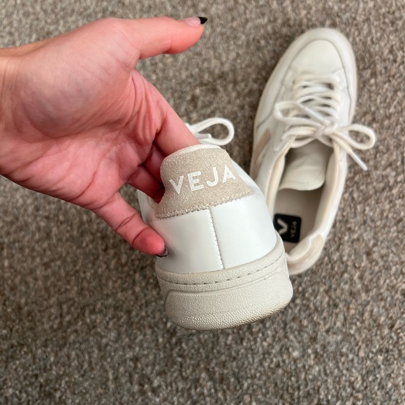 Veja Cream and Tan Casual Sneakers 7 - Picture 5 of 8